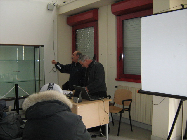 Ignazio ISØEMK e Sergio ISØVOO Spiegano come viene realizzata Radio Caterina